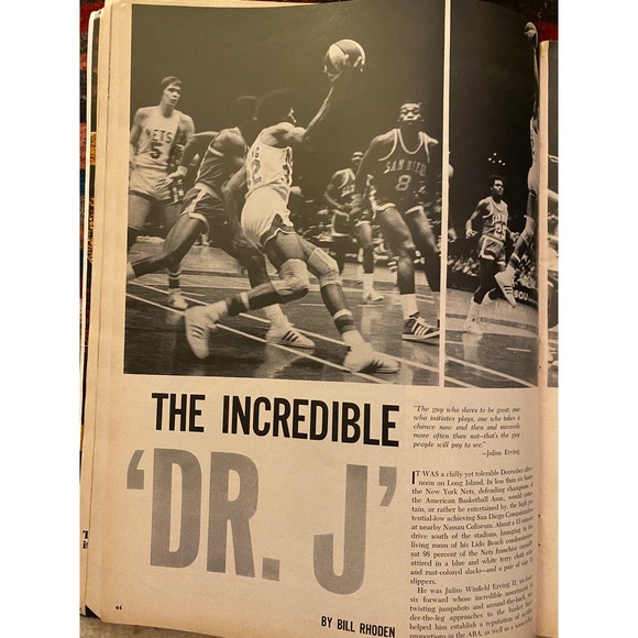 Ebony Magazine, May 1975, Gladys Knight Cover Feature Story - Picture 9 of 15